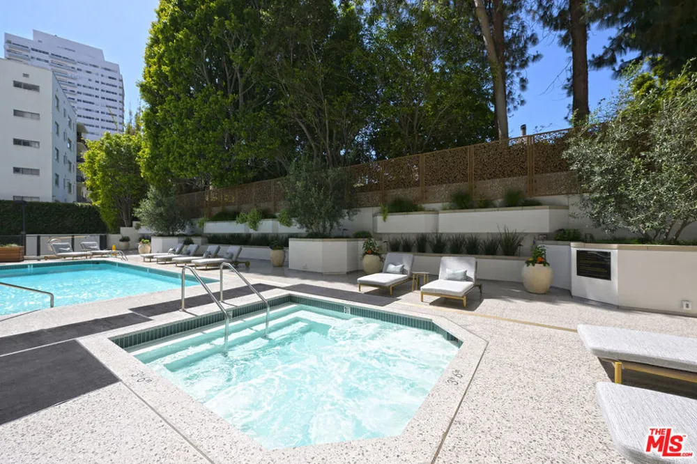 10601 Wilshire Boulevard #1404 Los Angeles, CA 90024