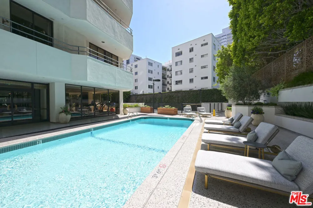 10601 Wilshire Boulevard #1404 Los Angeles, CA 90024