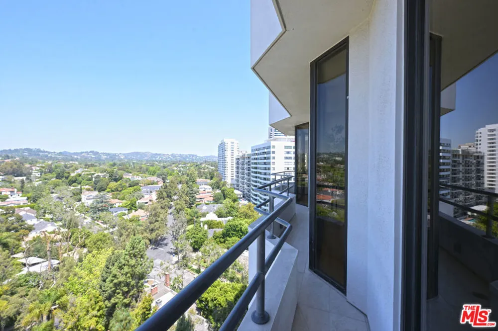 10601 Wilshire Boulevard #1404 Los Angeles, CA 90024