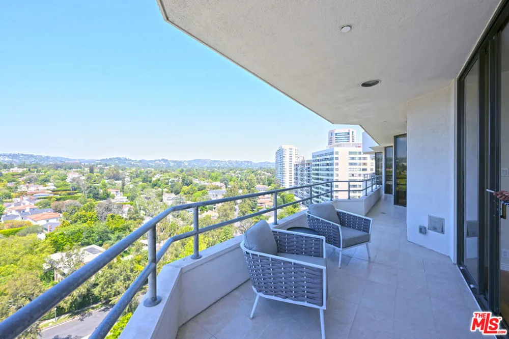 10601 Wilshire Boulevard #1404 Los Angeles, CA 90024