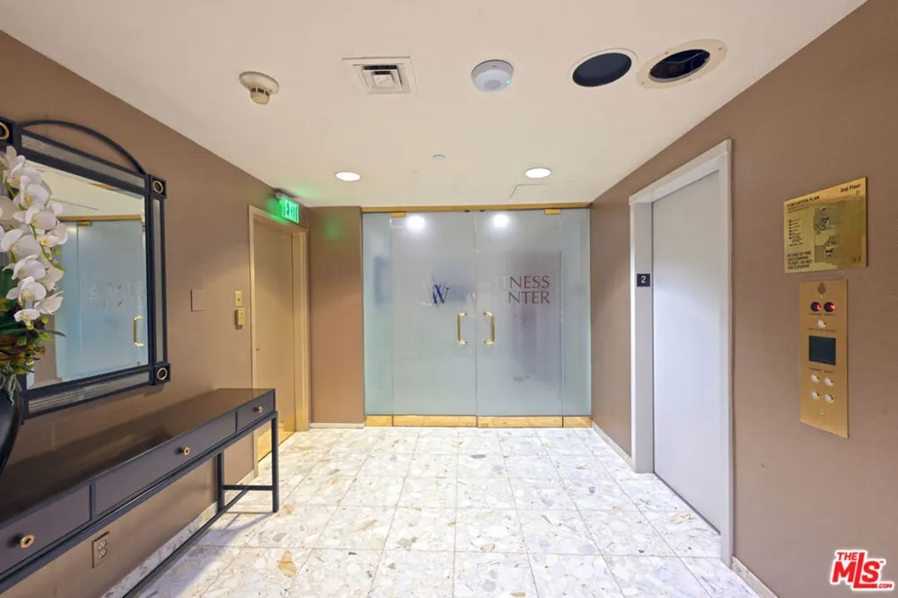 10601 Wilshire Boulevard #1404 Los Angeles, CA 90024