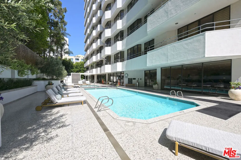 10601 Wilshire Boulevard #1404 Los Angeles, CA 90024