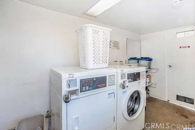 464 W Lexington Drive #3 Glendale, CA 91203