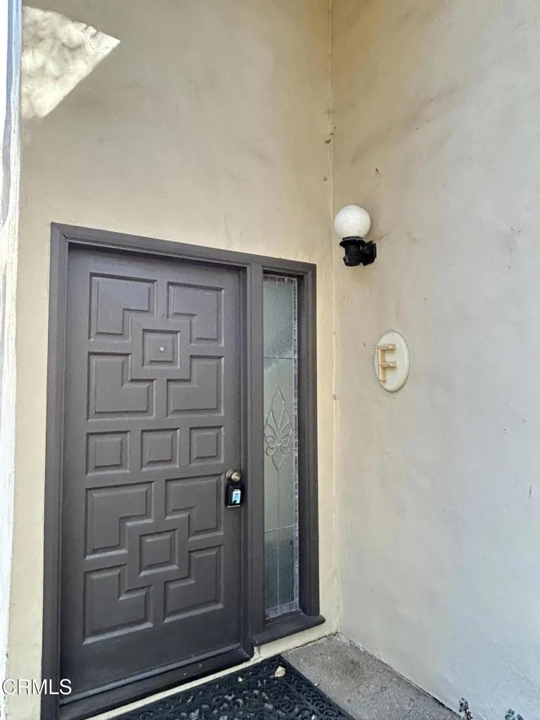 1001 Creekside Way #F Ojai, CA 93023