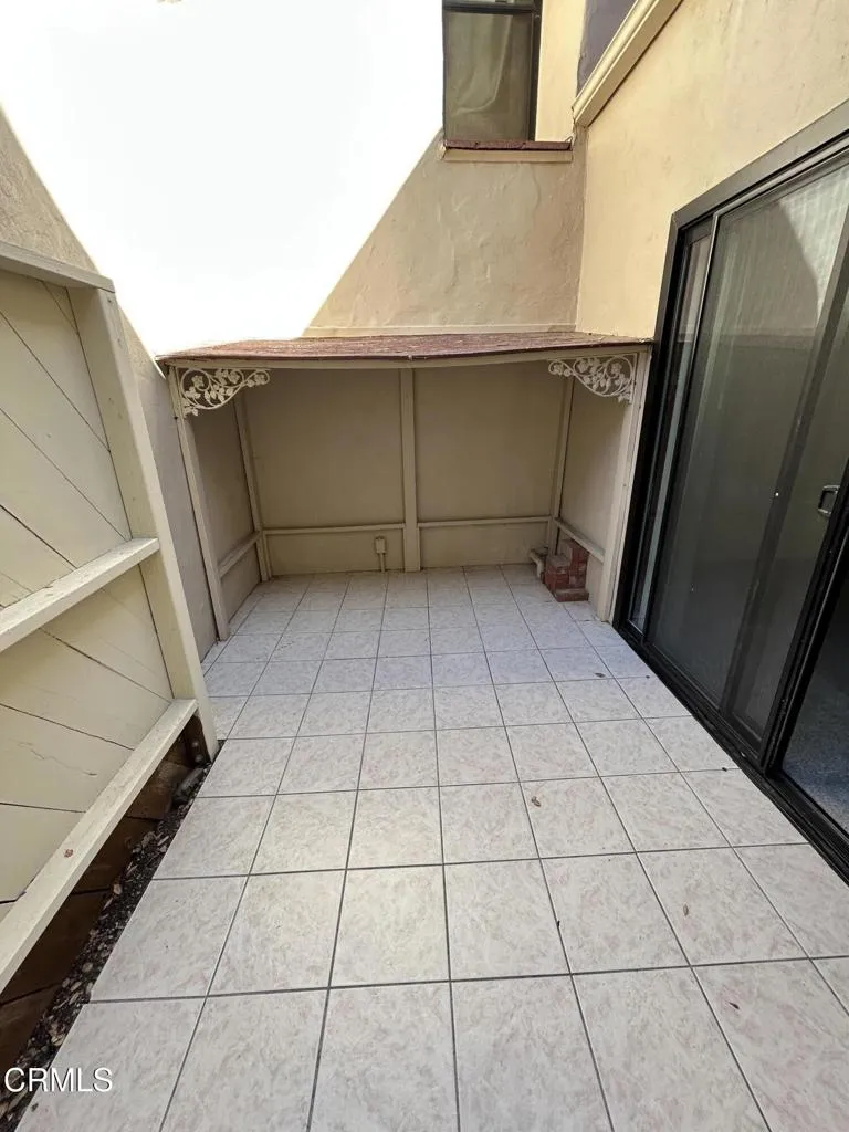 1001 Creekside Way #F Ojai, CA 93023