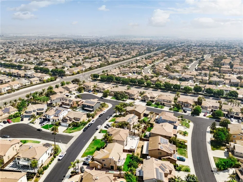 6258 Rolling Meadow Eastvale, CA 92880