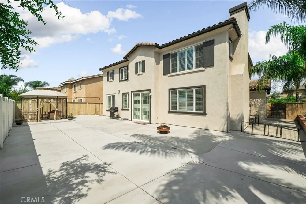 6258 Rolling Meadow Eastvale, CA 92880