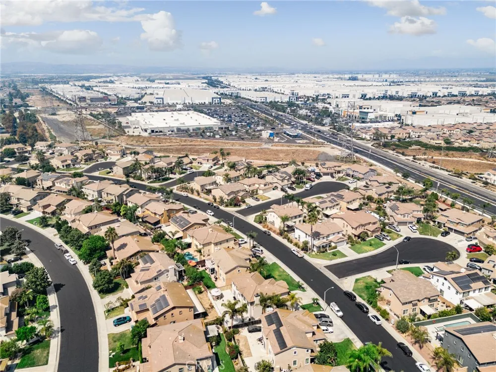 6258 Rolling Meadow Eastvale, CA 92880