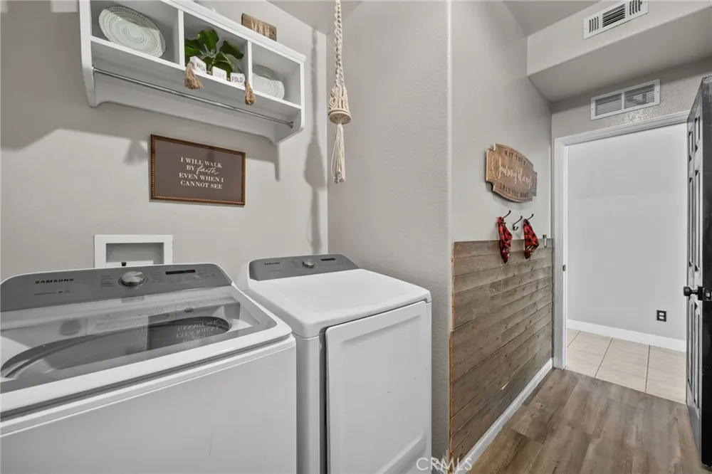 6258 Rolling Meadow Eastvale, CA 92880