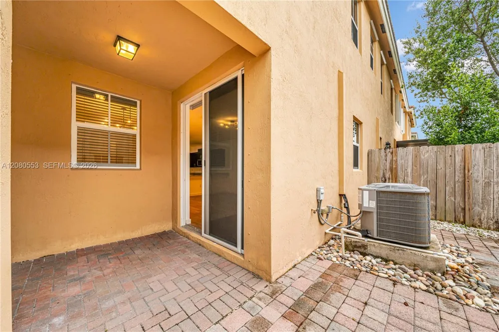 1426 SE 24th Ter Homestead, FL 33035
