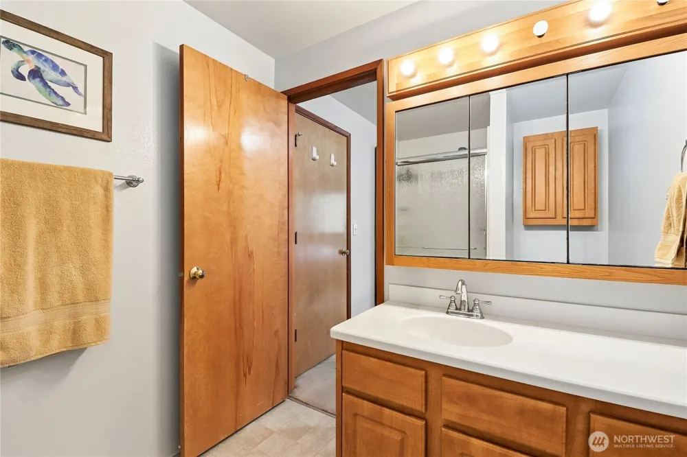 4320 Wellington Loop SE Lacey, WA 98503