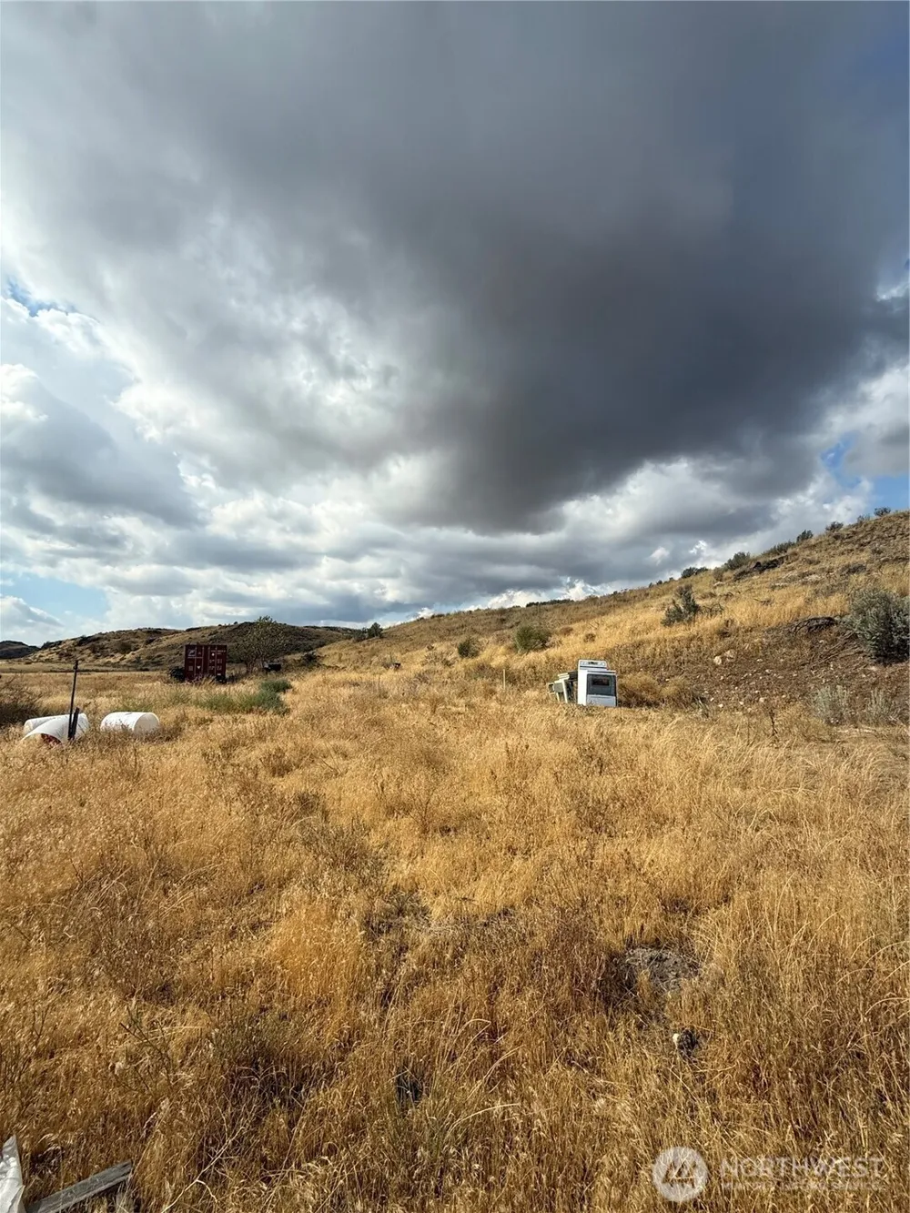 0 17 & 18 Grey Goose Road Omak, WA 98841