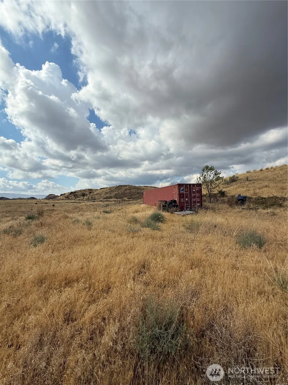 0 17 & 18 Grey Goose Road Omak, WA 98841