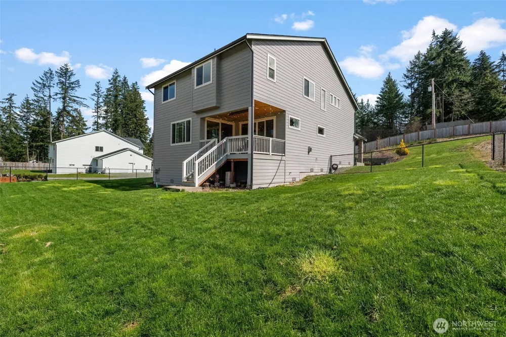 23240 46th Avenue E Spanaway, WA 98387