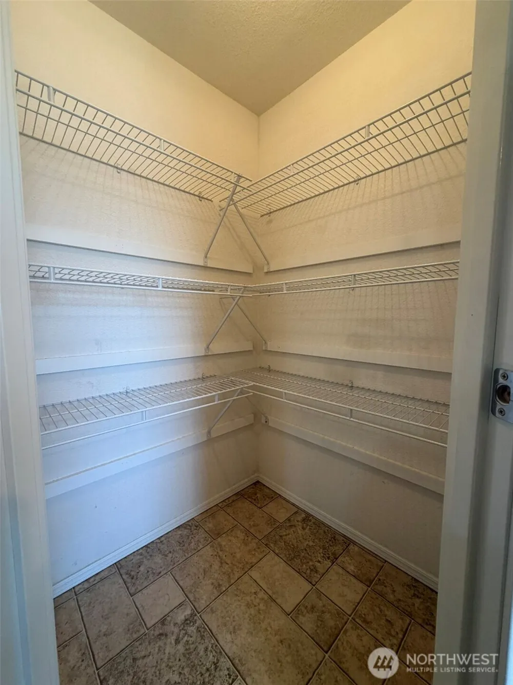 804 Rambling Road Aberdeen, WA 98520