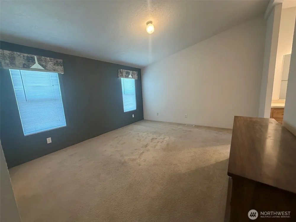 804 Rambling Road Aberdeen, WA 98520