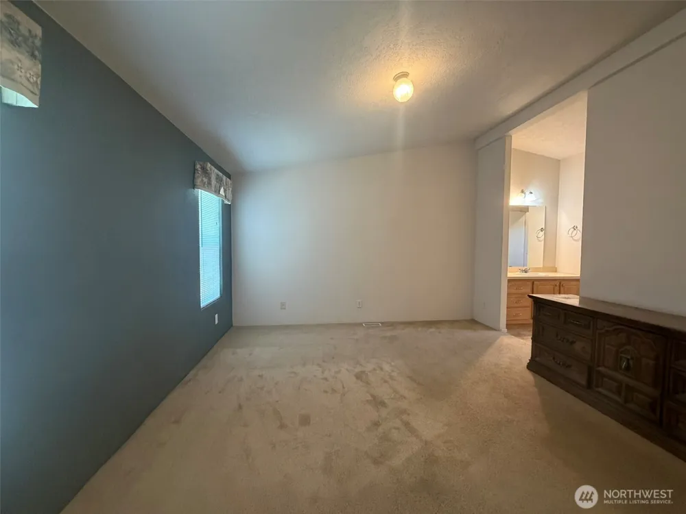 804 Rambling Road Aberdeen, WA 98520