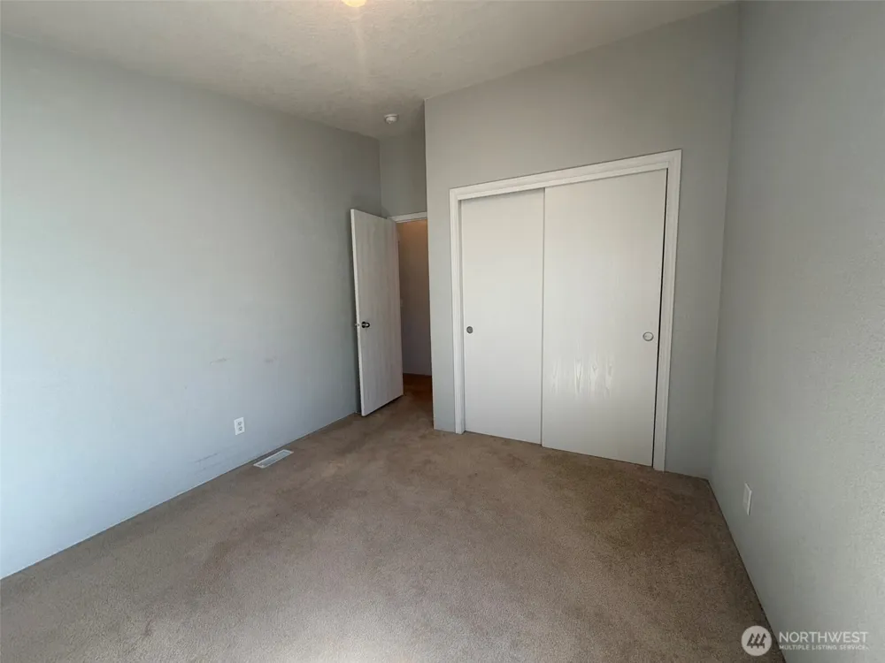 804 Rambling Road Aberdeen, WA 98520