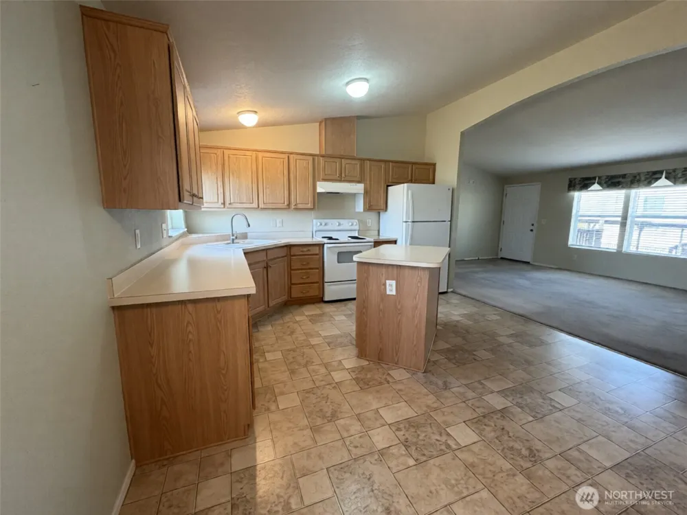 804 Rambling Road Aberdeen, WA 98520
