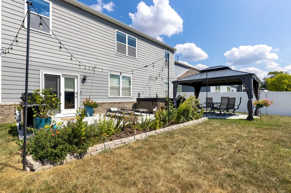 7267 Sunny Parks Dr White House, TN 37188
