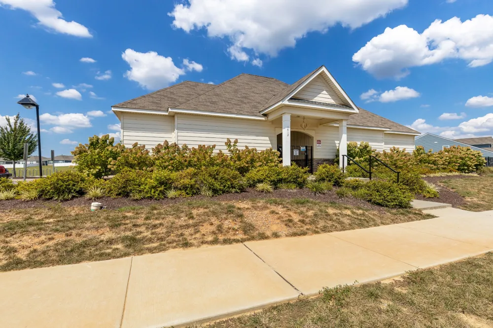 7267 Sunny Parks Dr White House, TN 37188