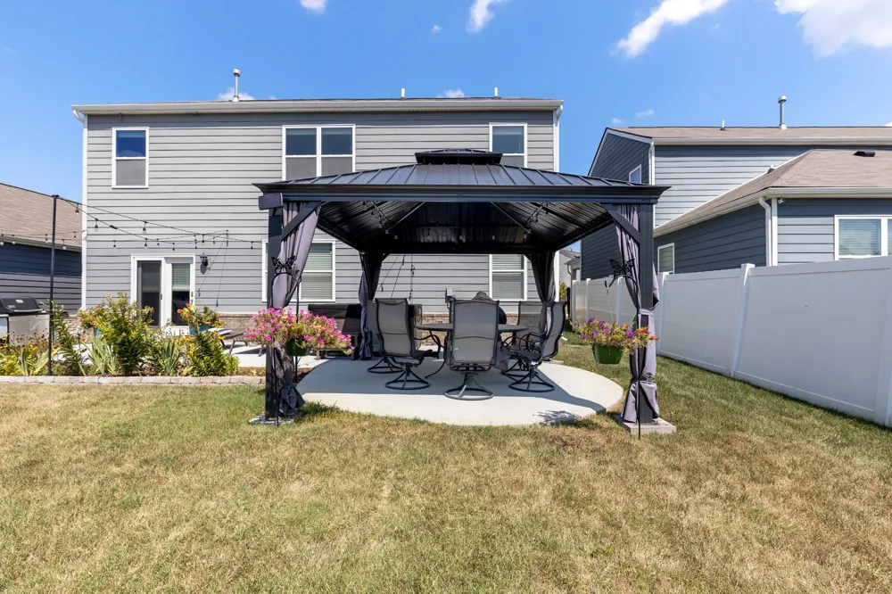 7267 Sunny Parks Dr White House, TN 37188