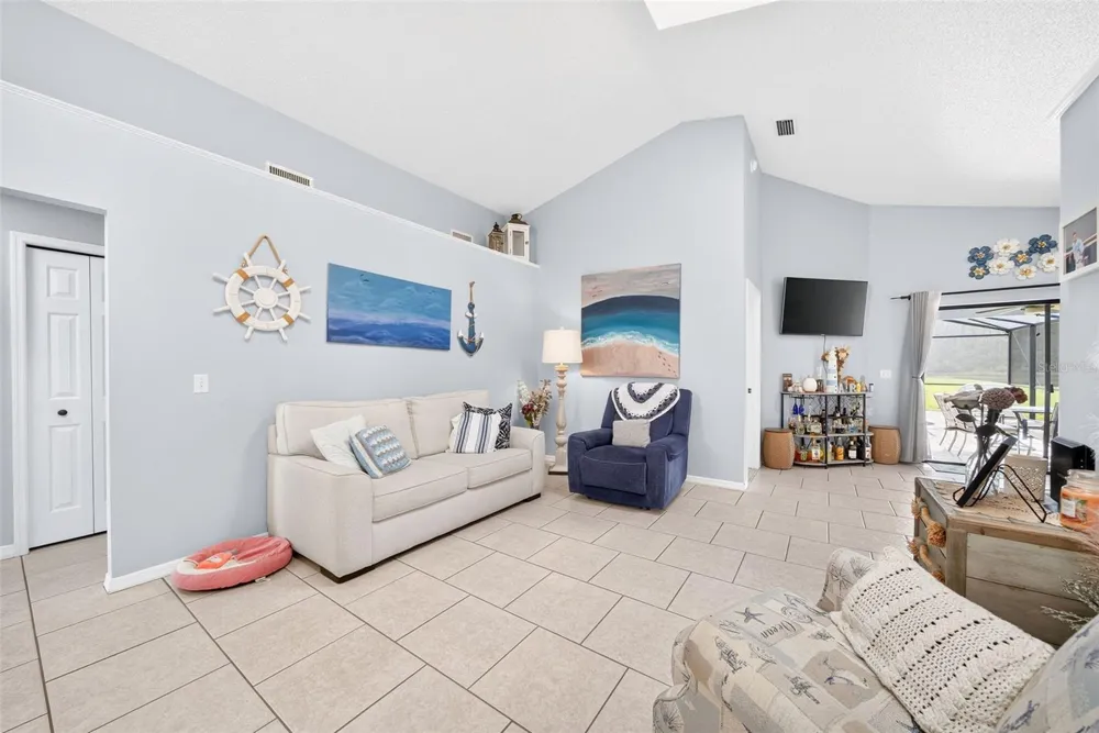 257 LEXINGDALE DRIVE Orlando, FL 32828