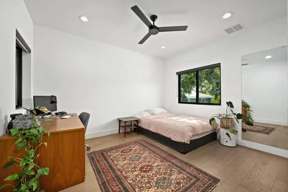 5513 Duval Street Austin, TX 78751