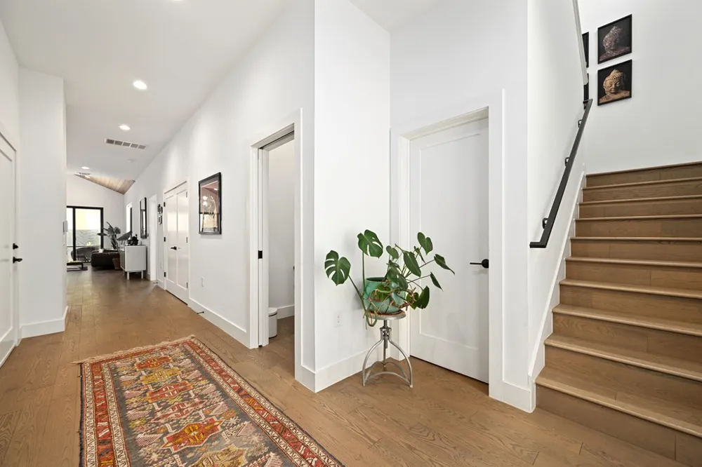 5513 Duval Street Austin, TX 78751