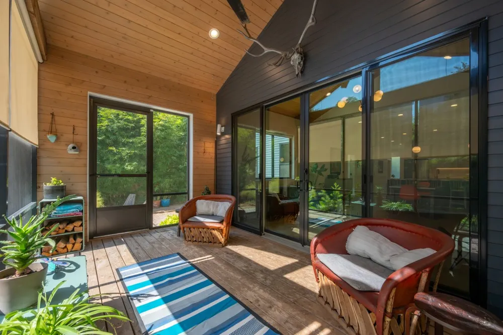 5513 Duval Street Austin, TX 78751