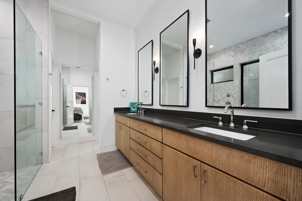 5513 Duval Street Austin, TX 78751