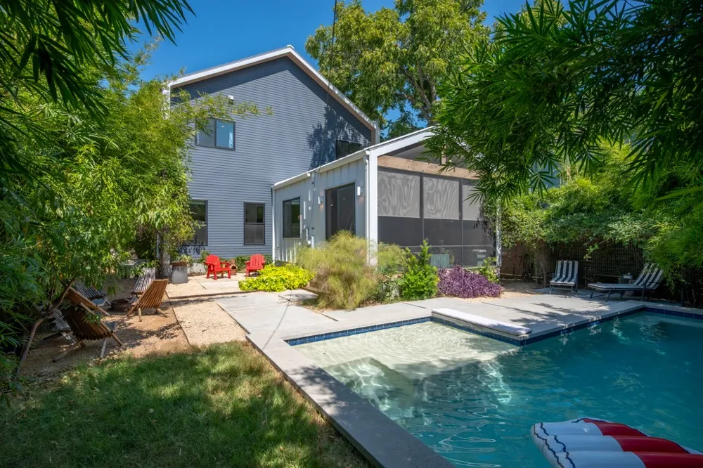 5513 Duval Street Austin, TX 78751