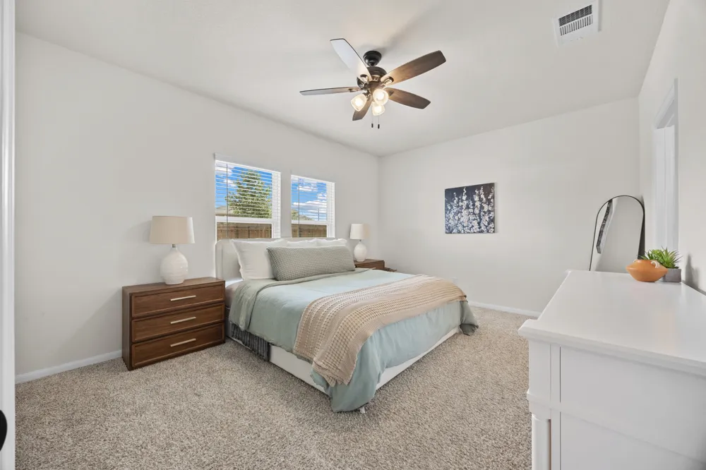 1233 WhippleTree Trail Georgetown, TX 78626