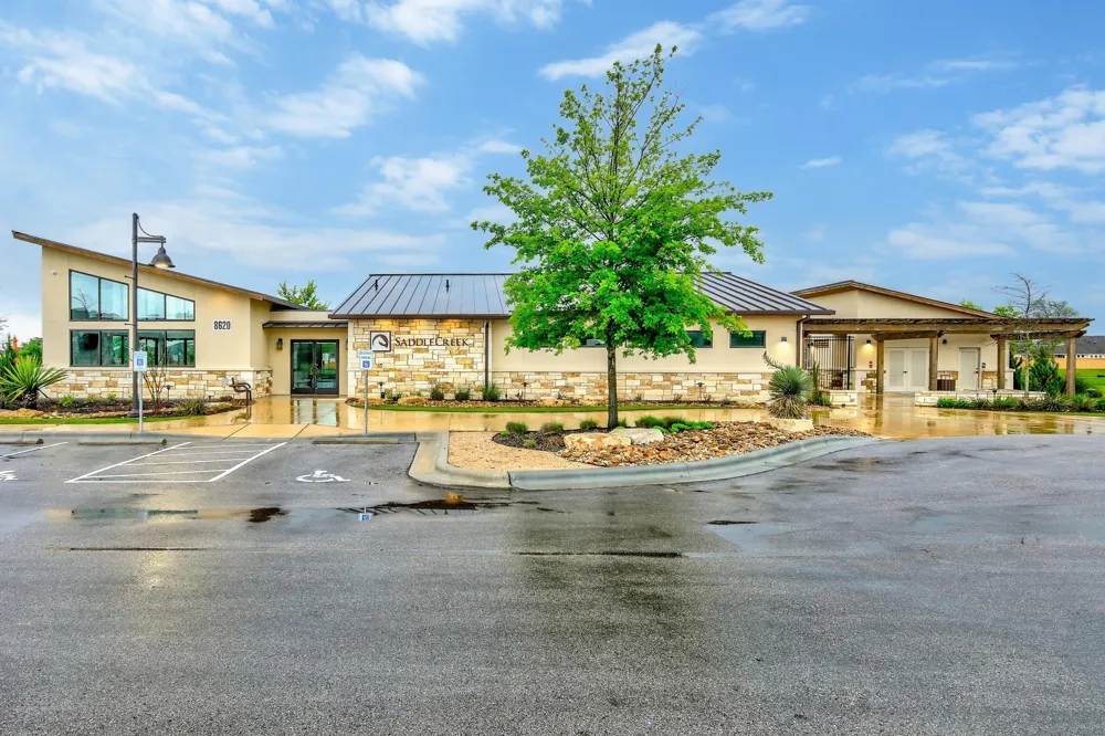 1233 WhippleTree Trail Georgetown, TX 78626