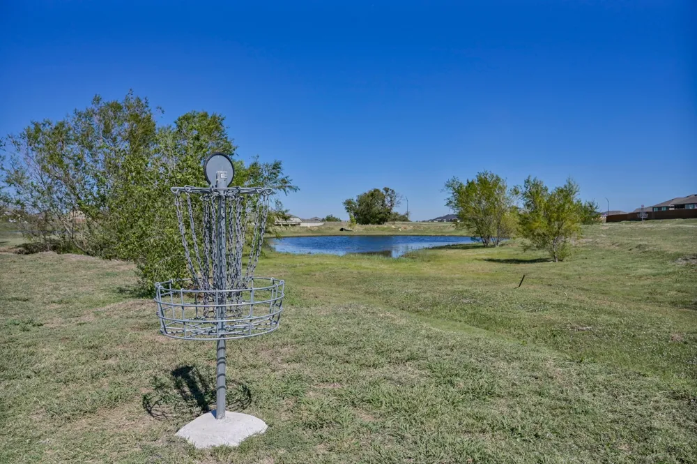 1233 WhippleTree Trail Georgetown, TX 78626