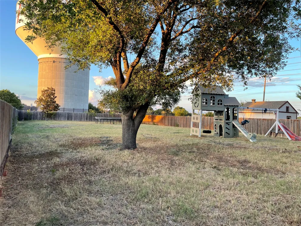 4305 Maize Drive Plano, TX 75093