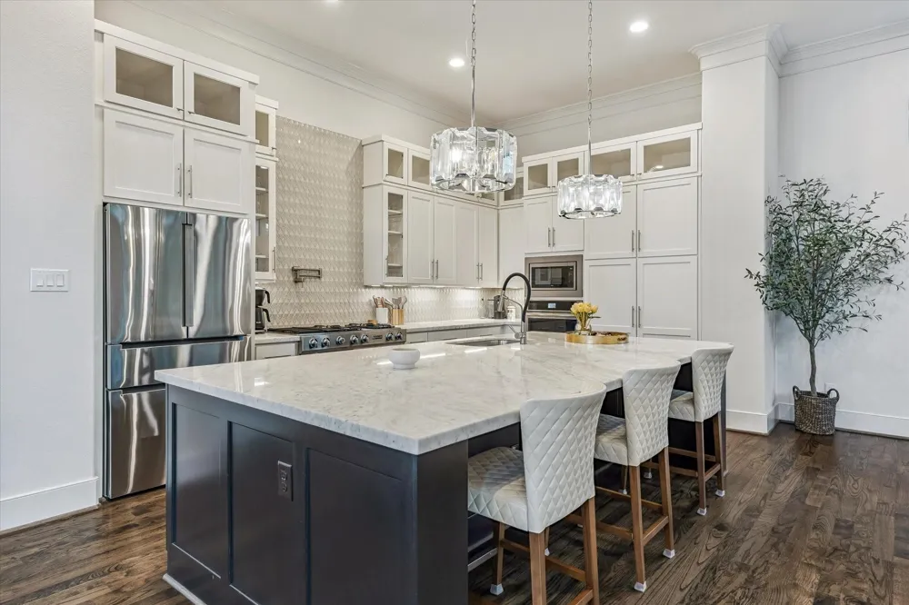 520 Knox Street Houston, TX 77007