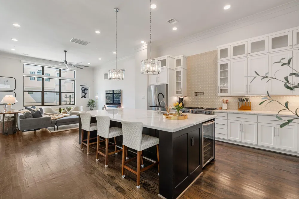 520 Knox Street Houston, TX 77007