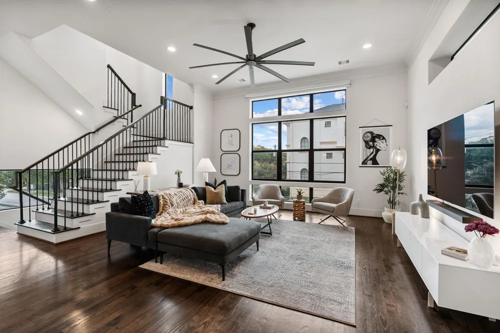 520 Knox Street Houston, TX 77007