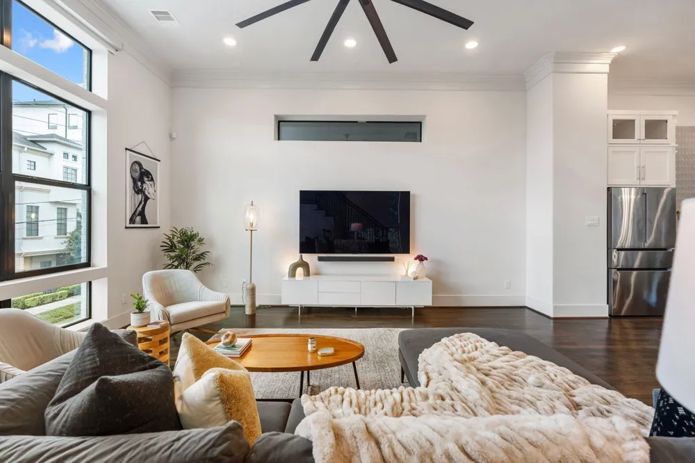 520 Knox Street Houston, TX 77007