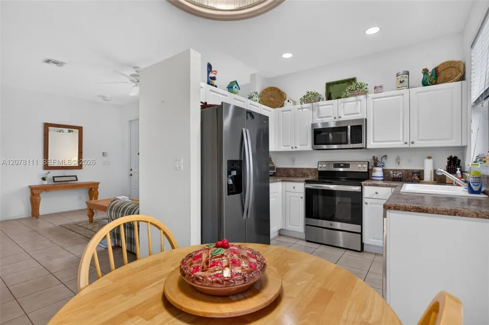 11641 NW 47th Dr Coral Springs, FL 33076