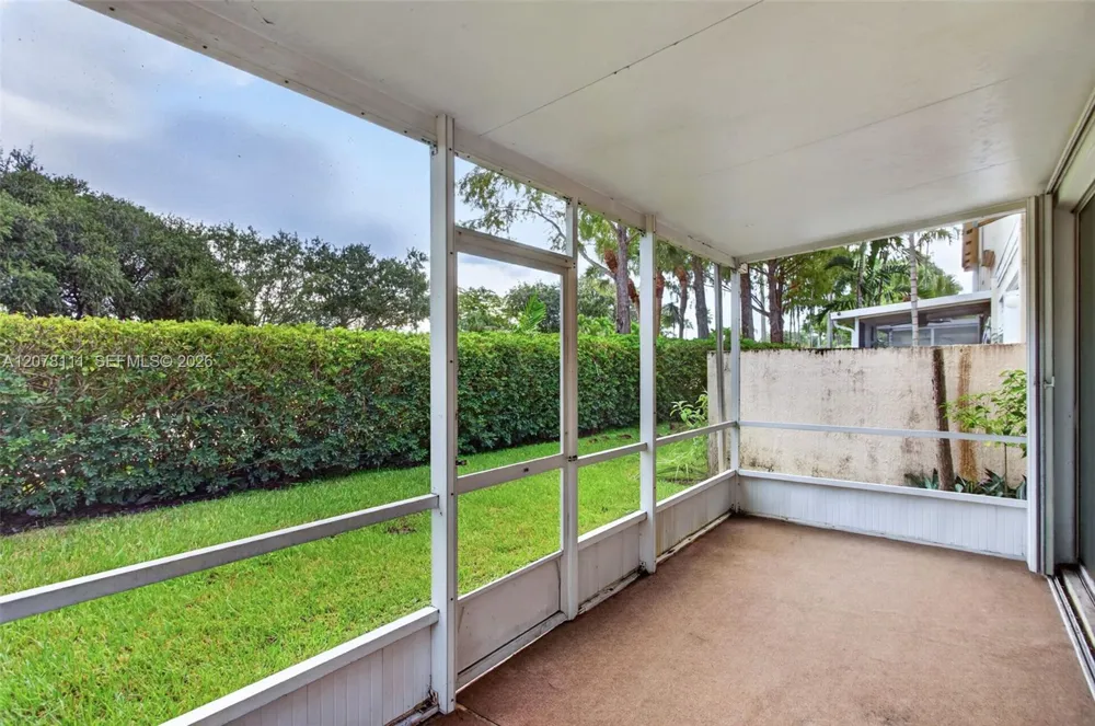11641 NW 47th Dr Coral Springs, FL 33076