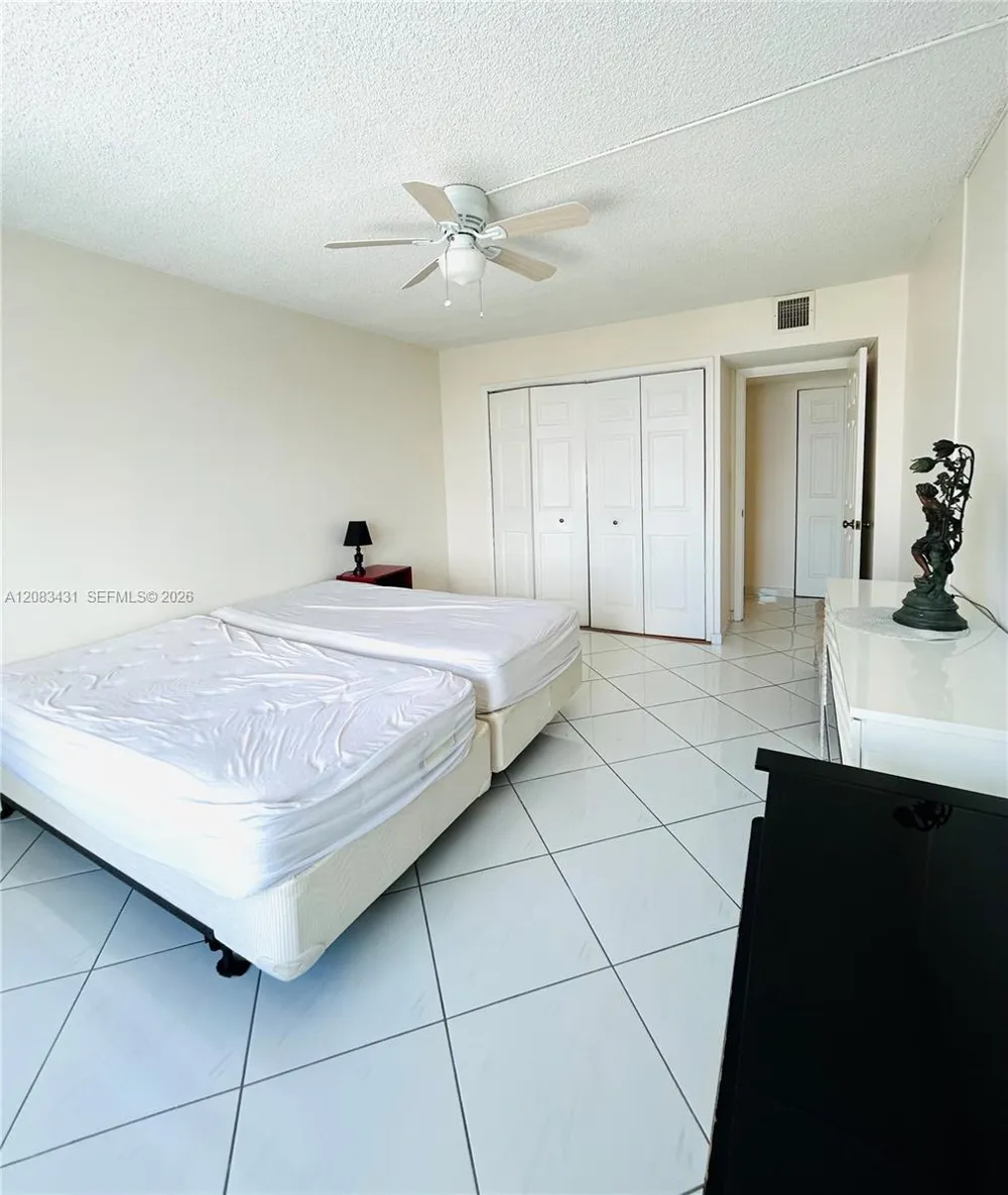 3800 S Ocean Dr #1404 Hollywood, FL 33019