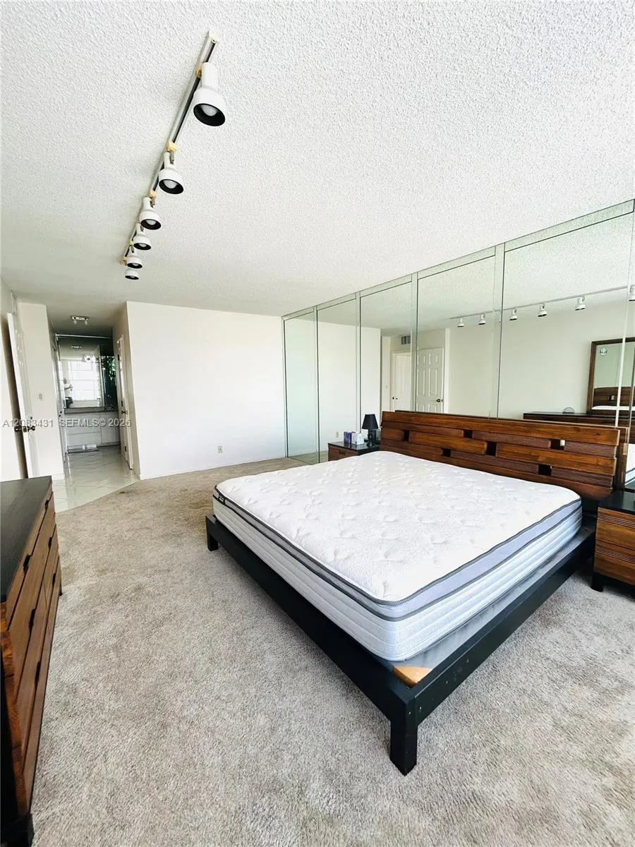 3800 S Ocean Dr #1404 Hollywood, FL 33019