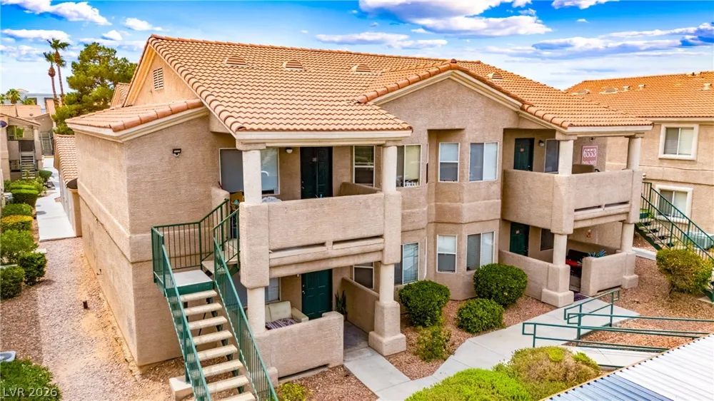 6553 McRae Avenue Las Vegas, NV 89108