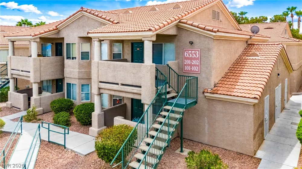 6553 McRae Avenue Las Vegas, NV 89108