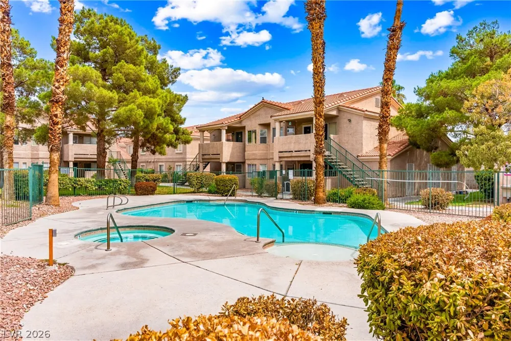 6553 McRae Avenue Las Vegas, NV 89108