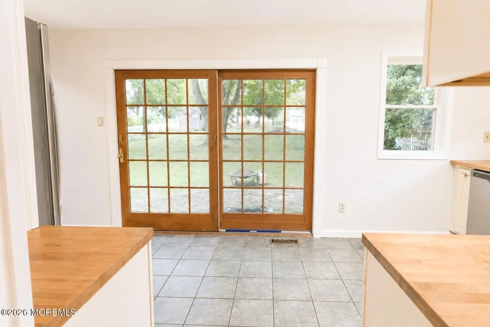112 Sunnybrook Road Cherry Hill, NJ 08034