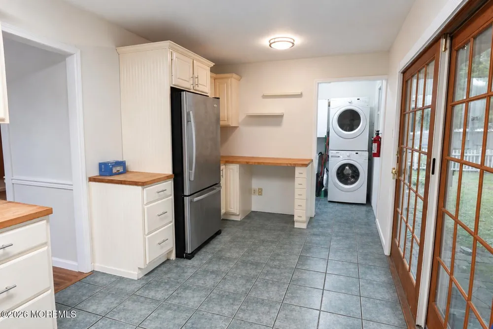 112 Sunnybrook Road Cherry Hill, NJ 08034