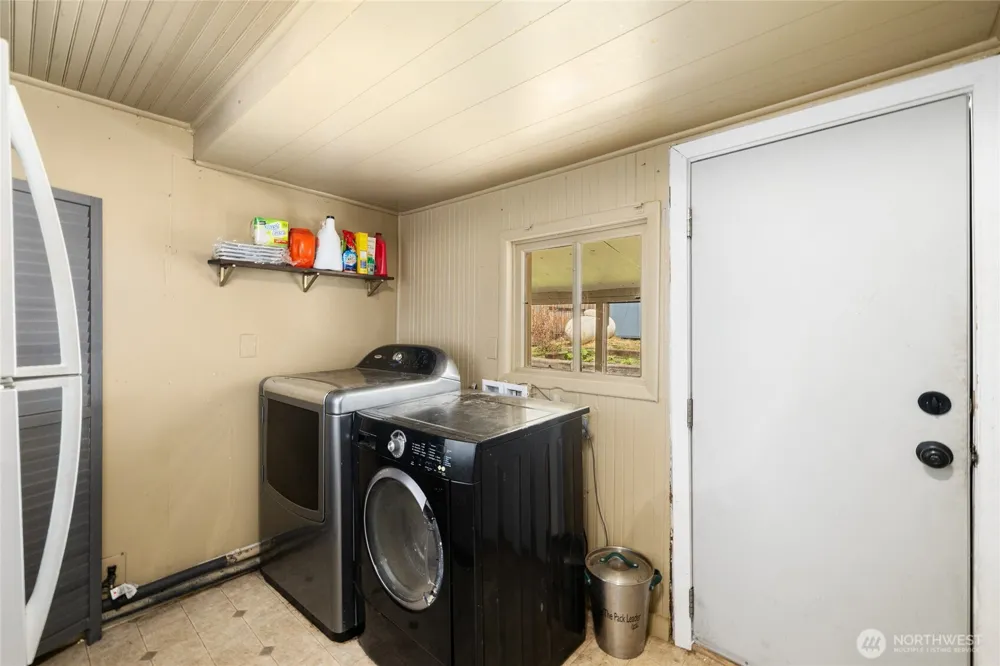 8171 SR 903 Ronald, WA 98940